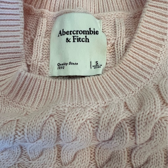 Abercrombie & Fitch Pink Cable Sweater Vest small - Picture 2 of 4